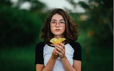 新疆女人的长相（新疆女人的长相特点）