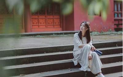 女人脚底出汗是湿气