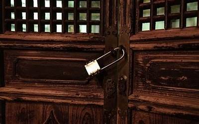 中秋节吃月饼的来历简单介绍50字(中秋节吃月饼的来历简单介绍50字左右)