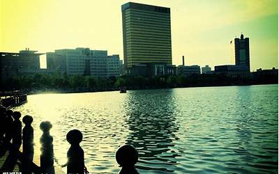 乌鲁木齐阿建海鲜大排档(乌鲁木齐阿建海鲜大排档位置)