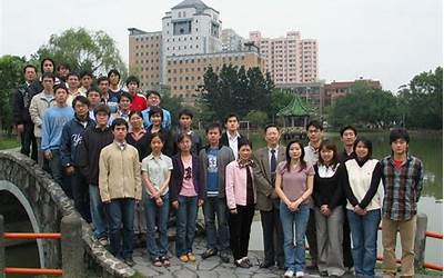 电饭锅怎样蒸小米米饭(电饭锅怎样蒸小米米饭好吃)